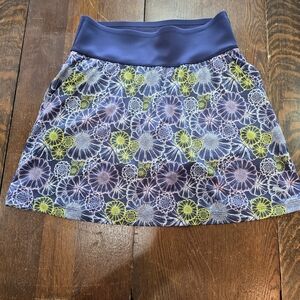 Puma PWRSHAPE Blossom Skirt performance golf skort vibrant floral pattern Small